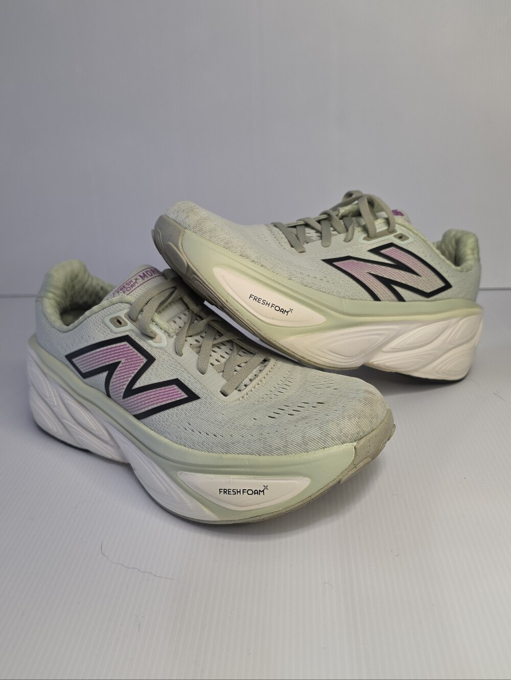 New Balance Women's Fresh Foam X More v5 running shoes Size 8.5 D